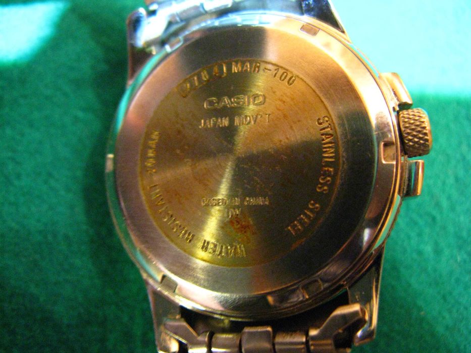 Часы Casio, водозащита 200М, Б/У