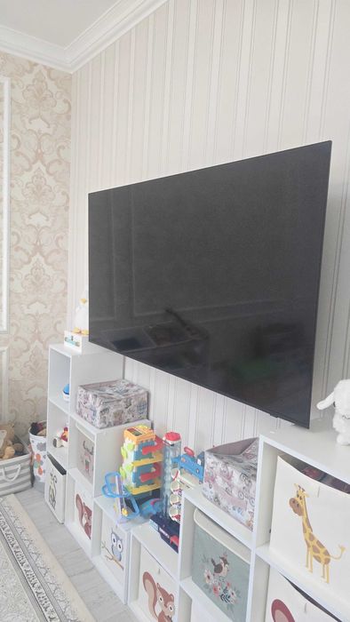 Продам LED телевизор Samsung UE65U8000FUXKZ 65"