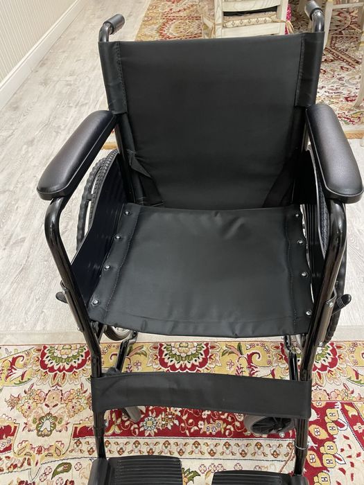 Инвалидное кресло-коляска