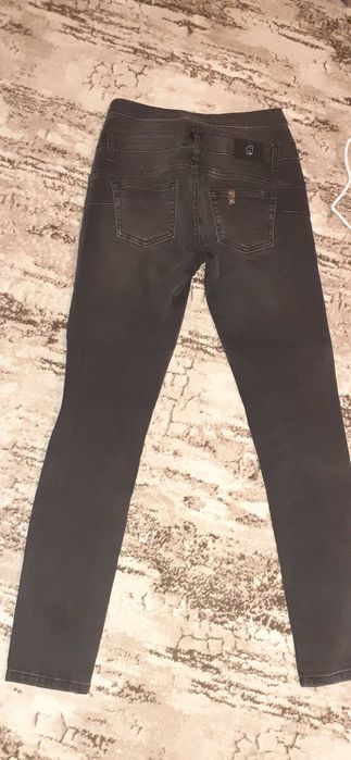 Blugi gri inchis Liu jo, marimea 29