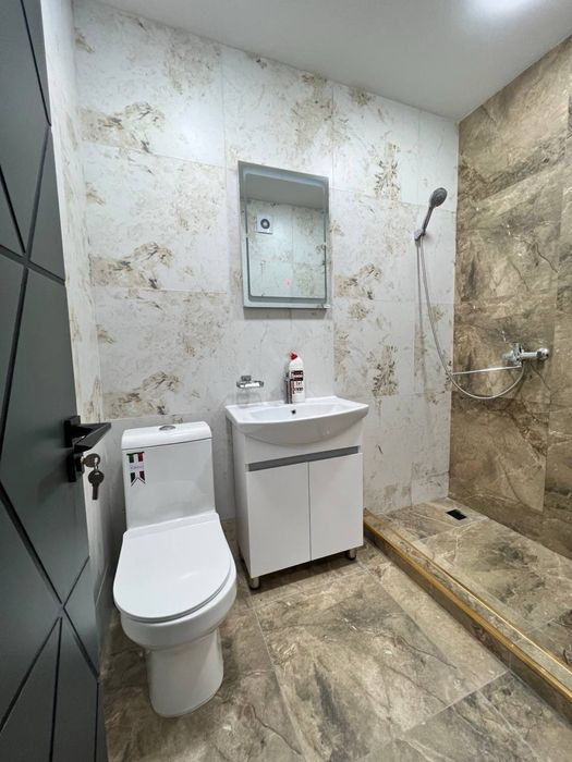 Сдается в аренду Евро офис с мебелью вдоль дороги 120м2 - Яккасарай