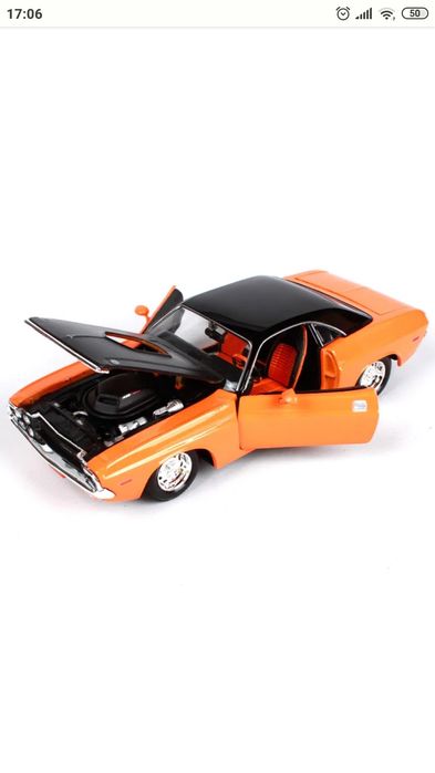Модель 1:24 maisto dodge challenger