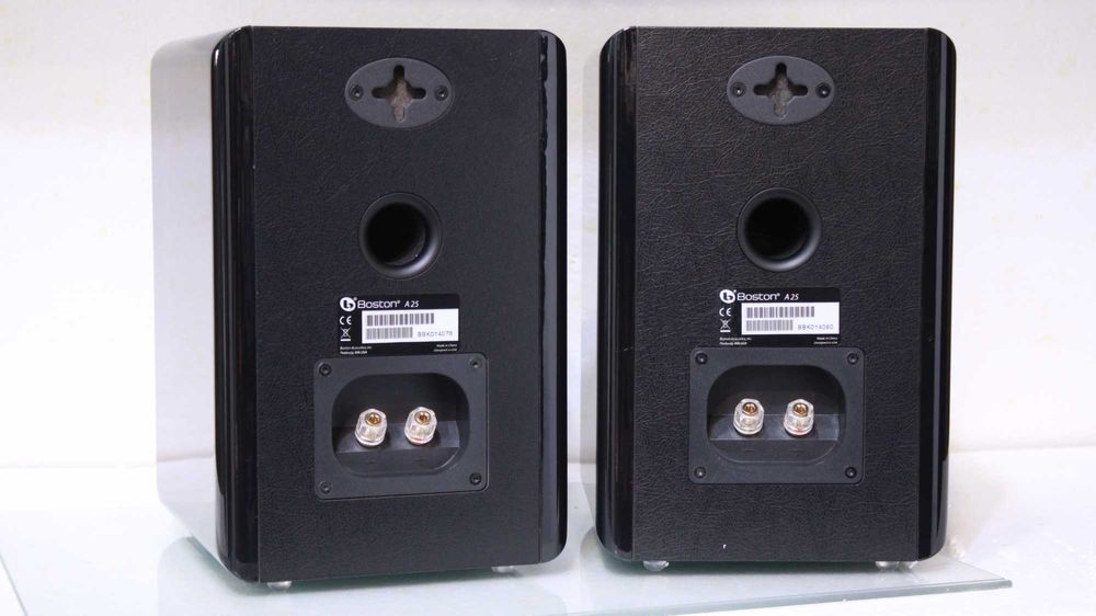 Boxe raft Boston A25(2x100W,8Ohm).