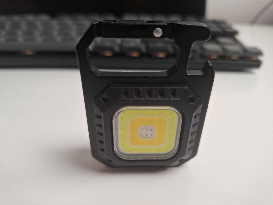 Sony ZV-E10 Body + Mini lampă LED