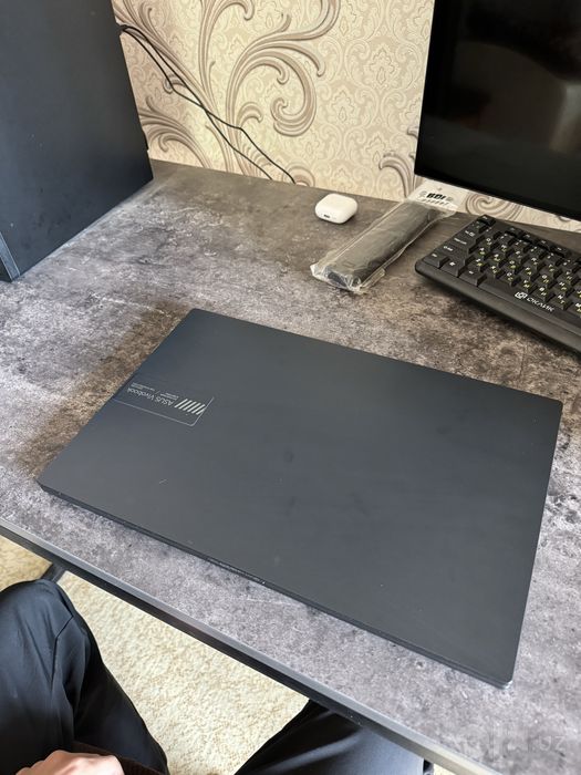Asus vivobook 8/256gb ideal