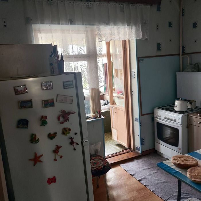 3 ком. квартира, 3/5/5. Сергели 3. Дом панельный. Метро - 300 м!