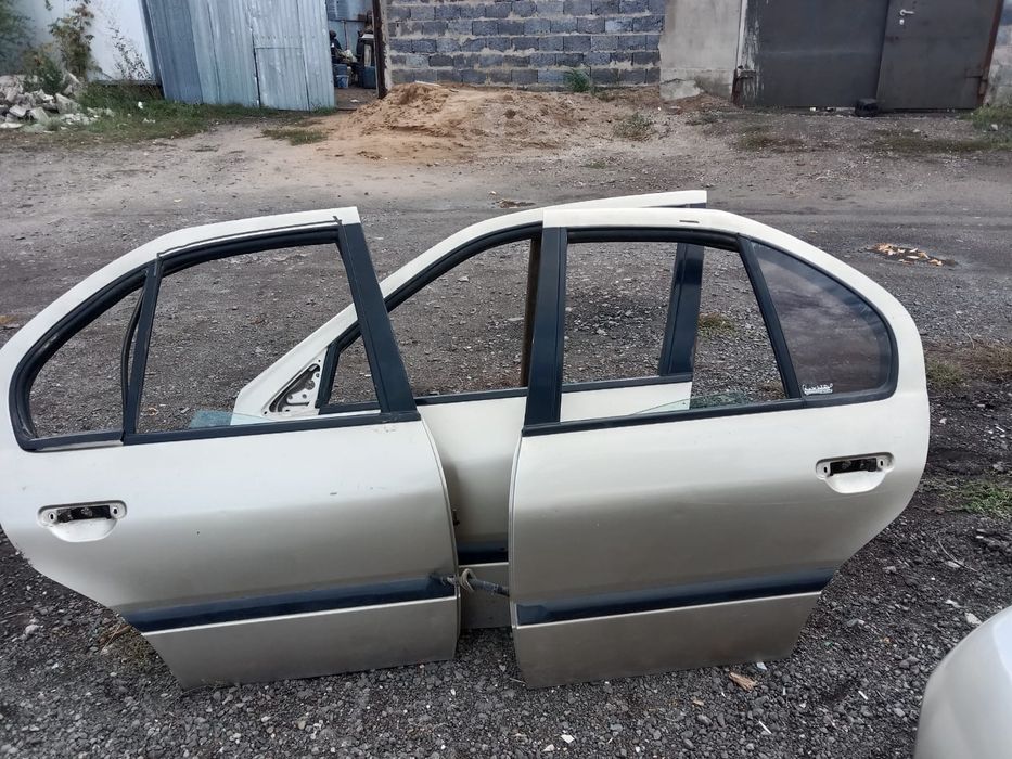 Двери Ниссан примера р10