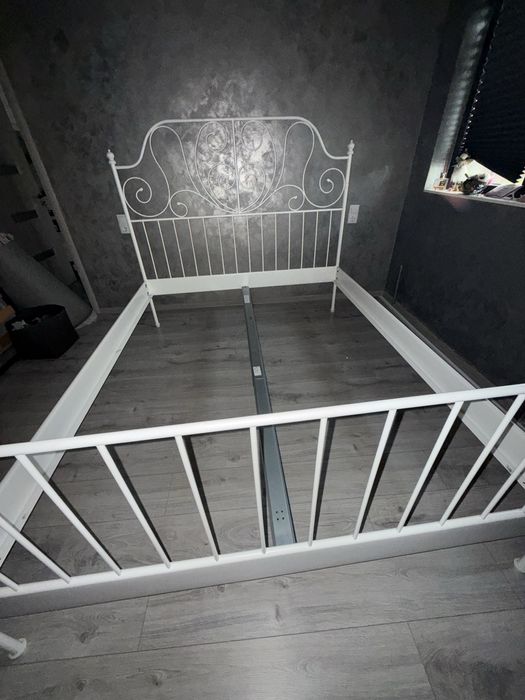 Cadru de pat metalic