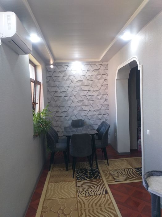 Продаётся своя 4 комнатная квартира. Хумоюн. Двойной зал.