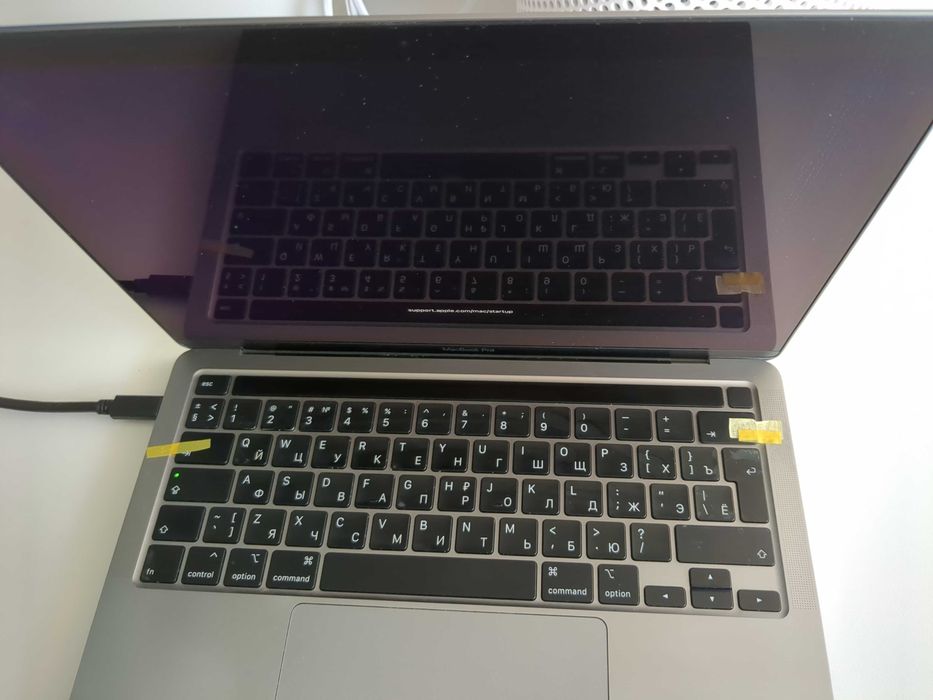 MacBook Pro 13 A2251 2020
