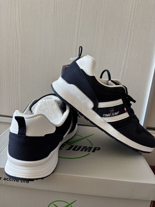 Новый крос Kari дан алынған