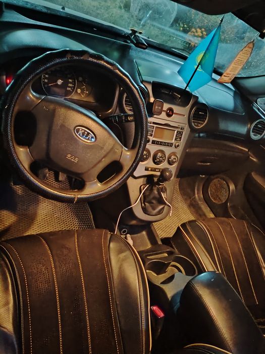 Киа каренс 2010 жыл