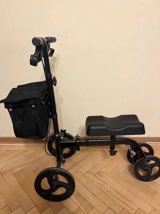 Trotinetă pentru genunchi pliabilă și reglabila