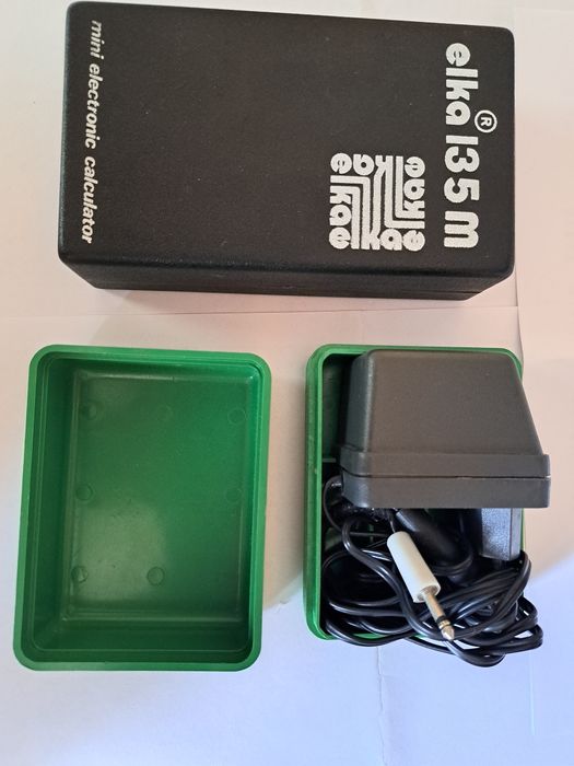 Продавам ретро електронен калкулатор  "Elka 135 m".