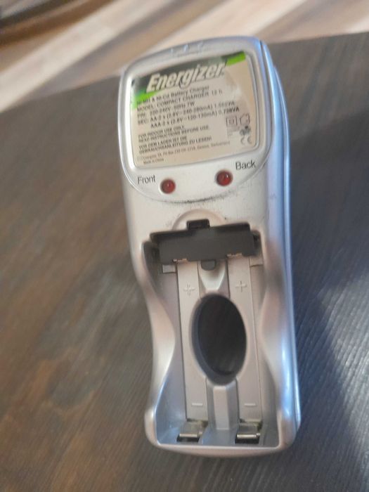 Зарядка для аккумуляторов 2000т