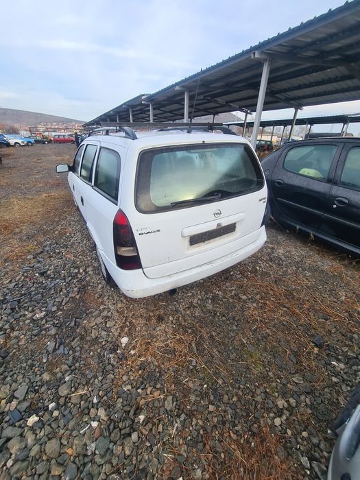 Опел Астра 1.7 67 кс  1998 г на части