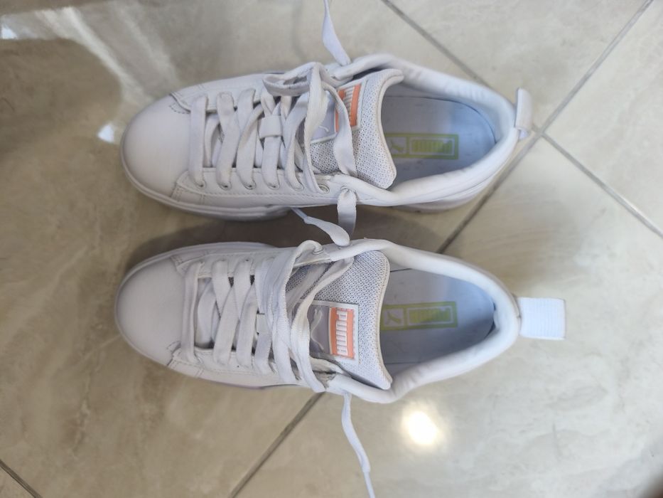 Маратонки Nike...