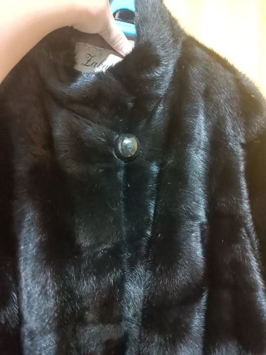 Продам норковую шубу