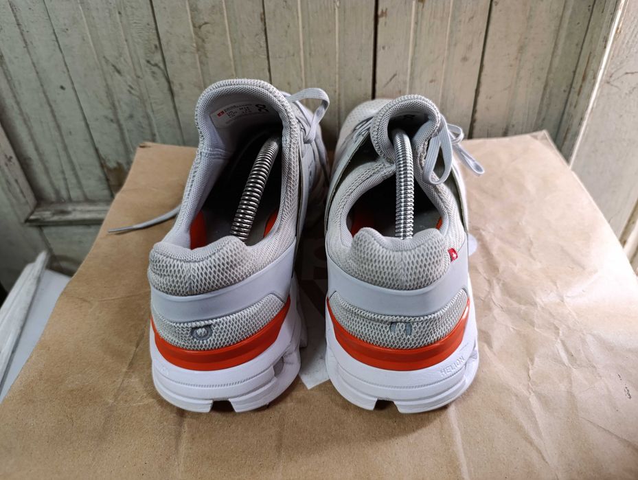 ''On Cloudswift''оригинални маратонки 47 номер