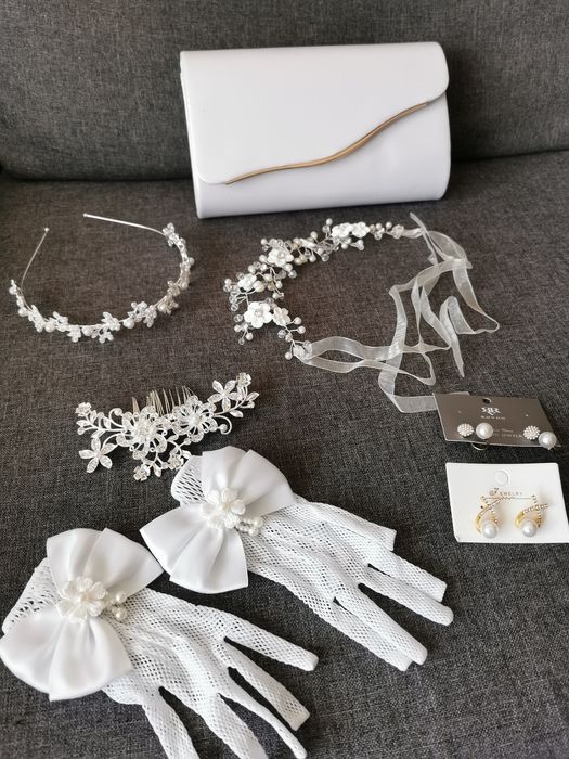 Vând rochie de mireasă