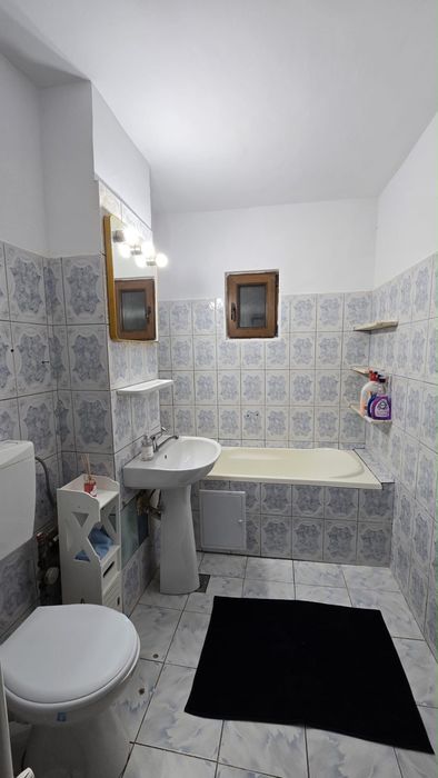 Apartament de inchiriat