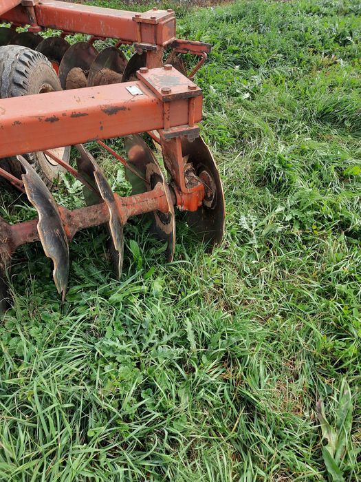 Disc agricol razol în v