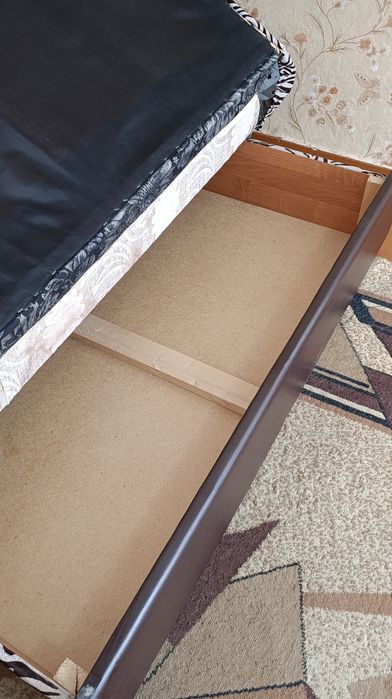 Диван раскладывающийся