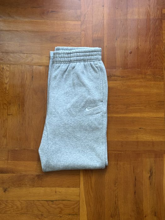 Nike grey jogger