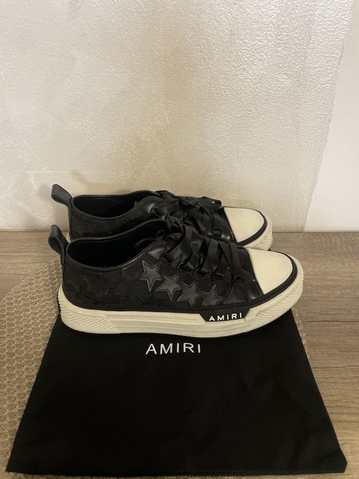 Tenisi barbati amiri