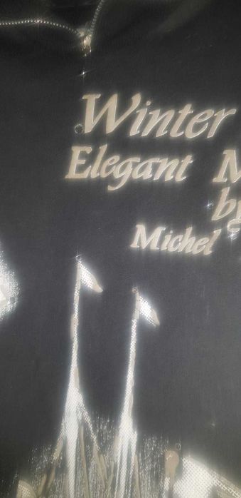 rochie neagra conica