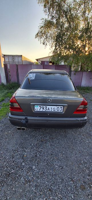 Mersedes w202 104