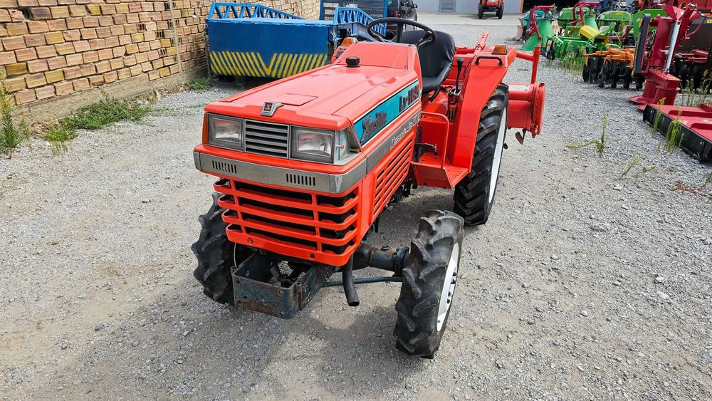 Японски трактор Kubota L1-185D, 18 кс, 4х4 с фреза - АграБГ Джолев