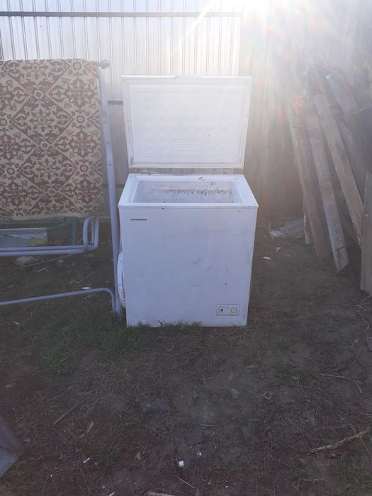 Vând lada frigorifica