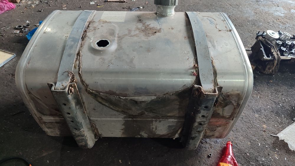 Howo Сарялка баки