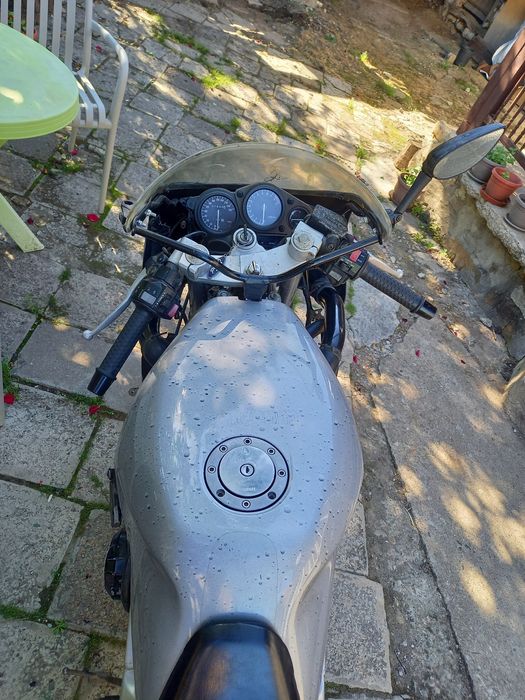 Yamaha fzr 600..