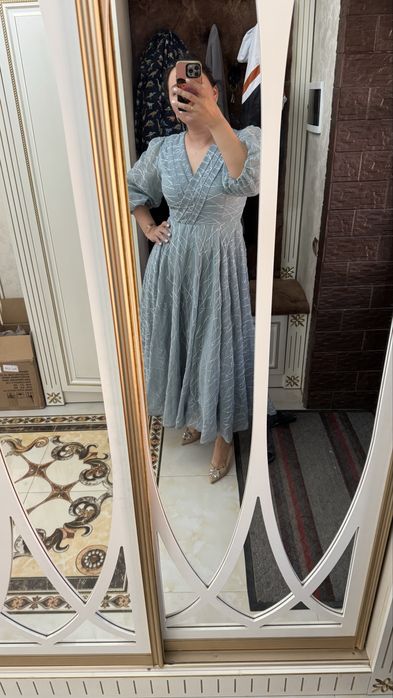 Платье вечерний срочно продам