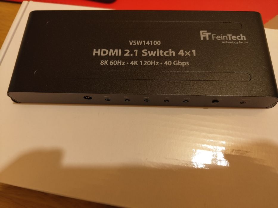 Switch HDMI 4 în 1 Feintech 8K 60Hz sau 4K 120Hz