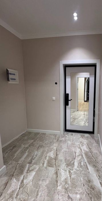 Яккасарай р-н ЖК "Prestige Gardens" 2/14/14 52м2 люкс ремонт