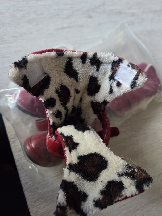 Продам обувь для маленькой собачки