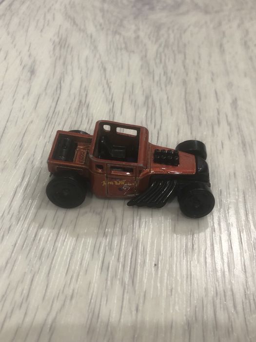 Hot Wheels Bone Shaker