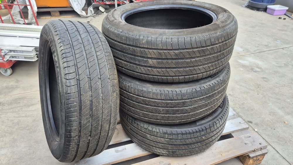 Vând anvelope vara Michelin
