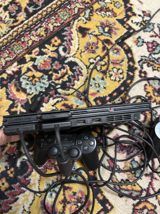 Продам sony playstation 2