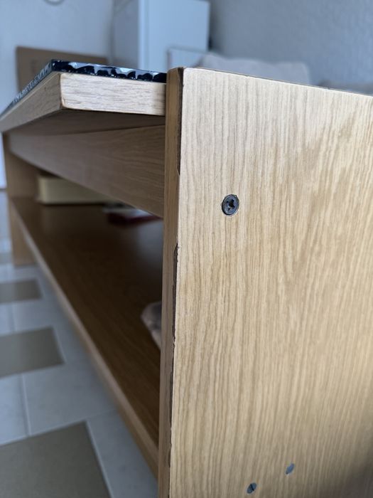 Подарявам холна маса