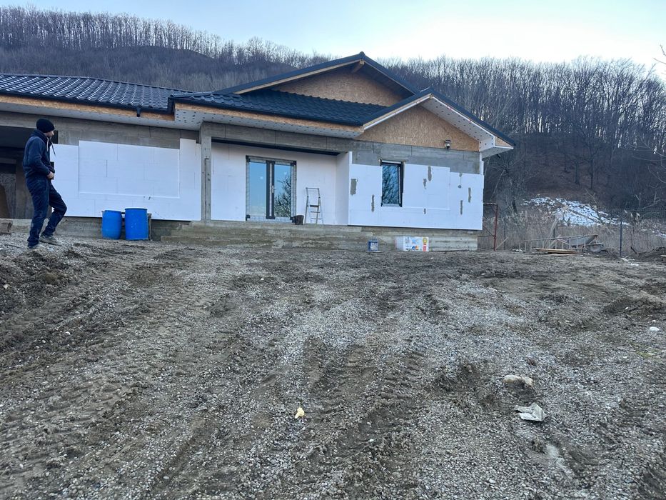 Echipă serioasă calificată exzecutam  case la rosu sau la gata