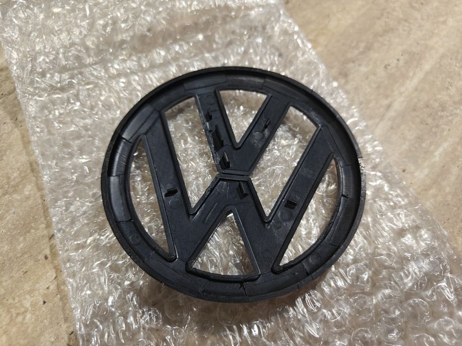 Sigla Volkswagen Golf 6 hayon neagră