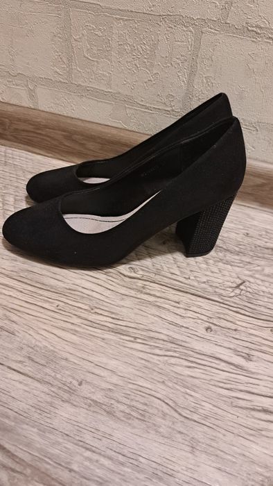 Продам туфли 37 размера