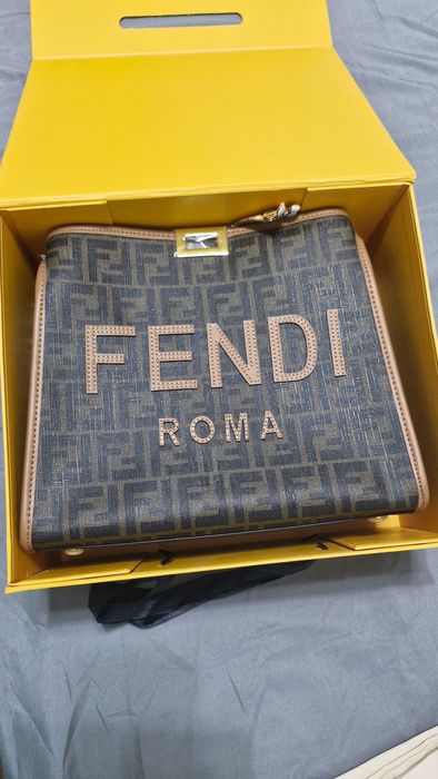 Сумочка новая в коробке