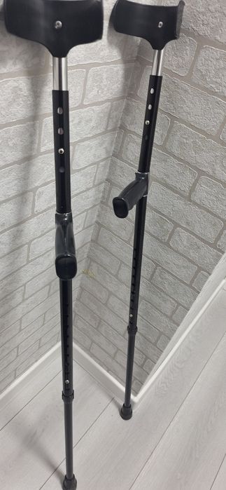Костыли в отличном состоянии