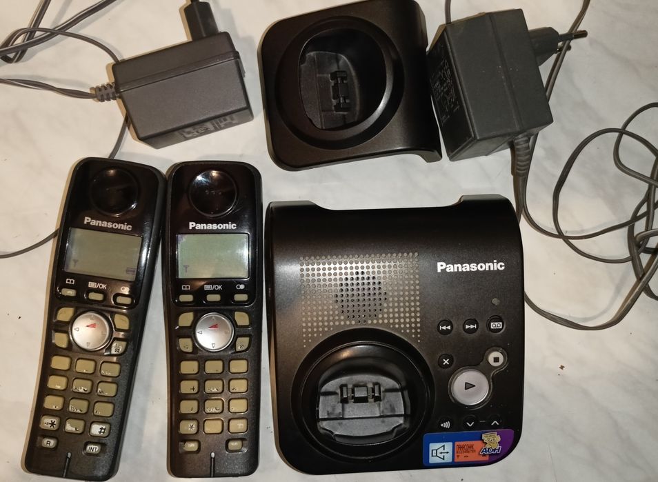 Телефон Panasoniс с двумя трубками, б/у