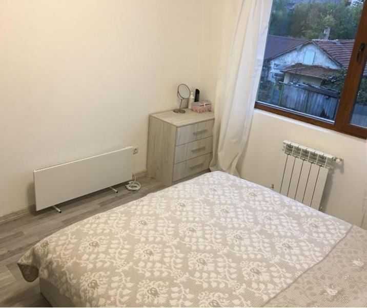 Тристаен апартамент в кв. Полигона